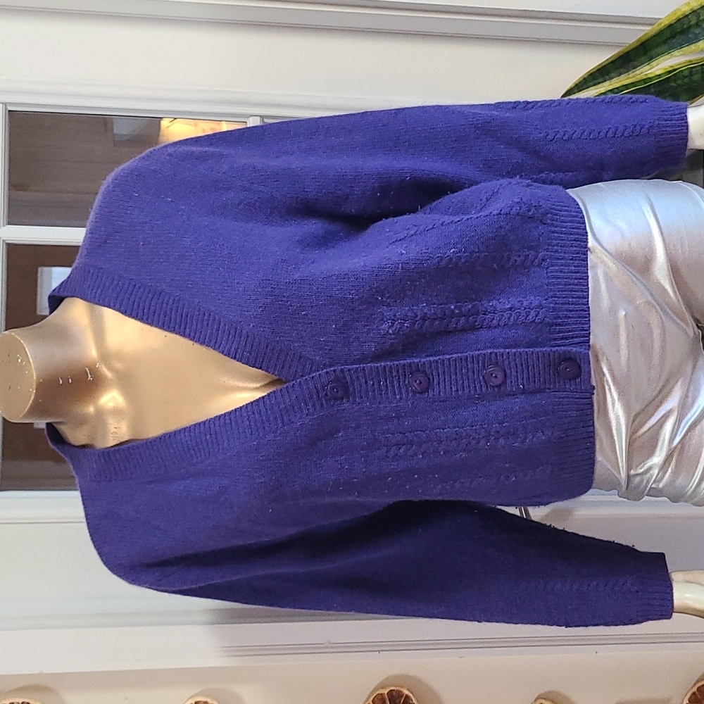vintage woman's sweater